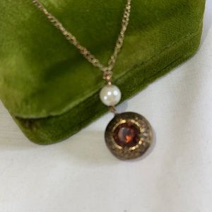 Vintage pendant necklace